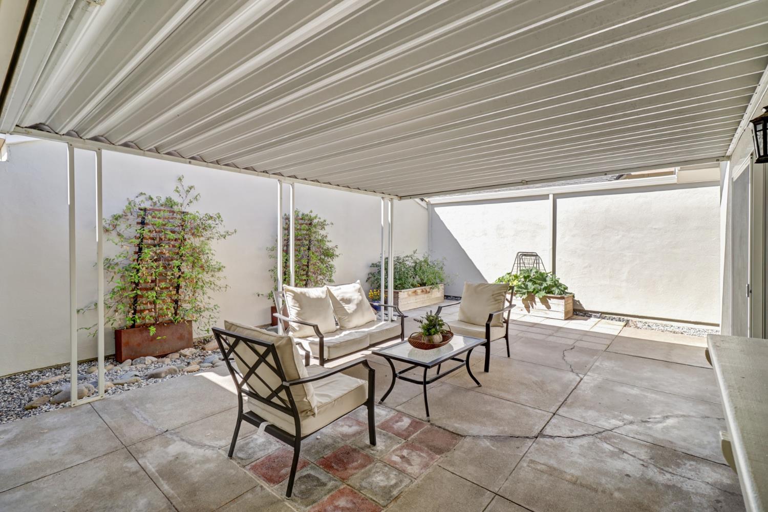 5830 Gloria Drive