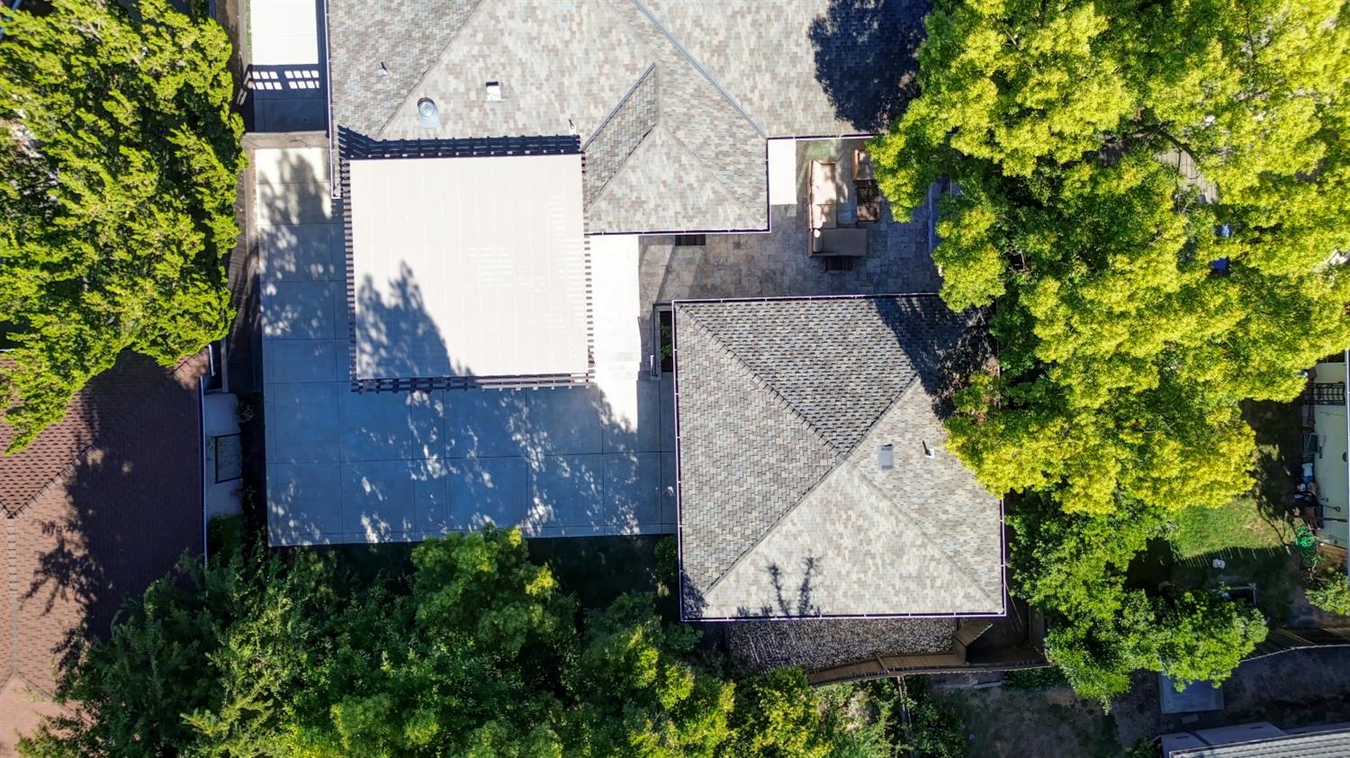 2609 Latham Drive