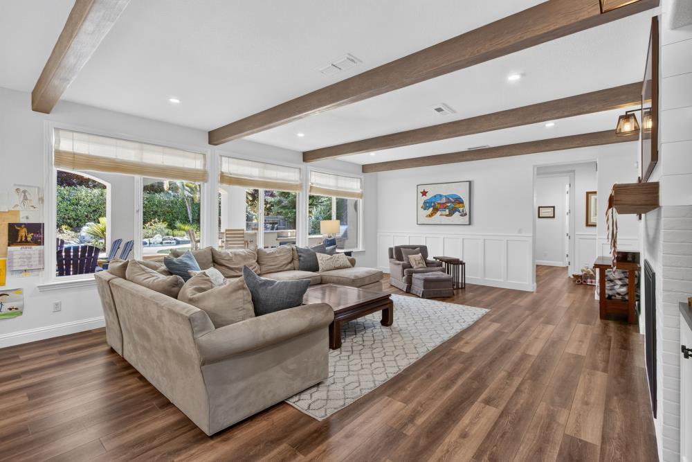 4823 Macardy Court
