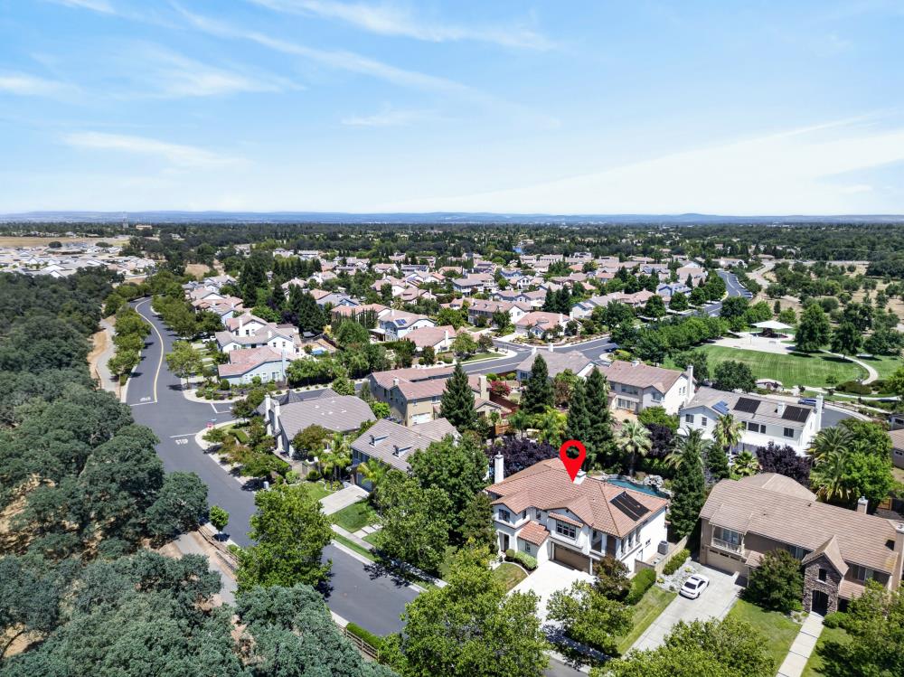 4823 Macardy Court