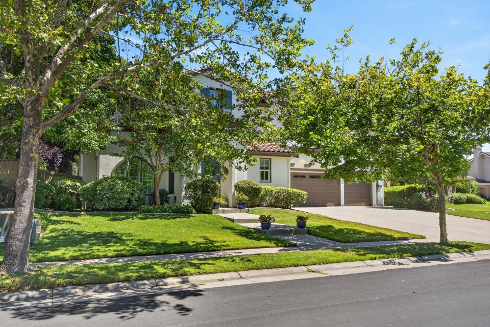 4823 Macardy Court
