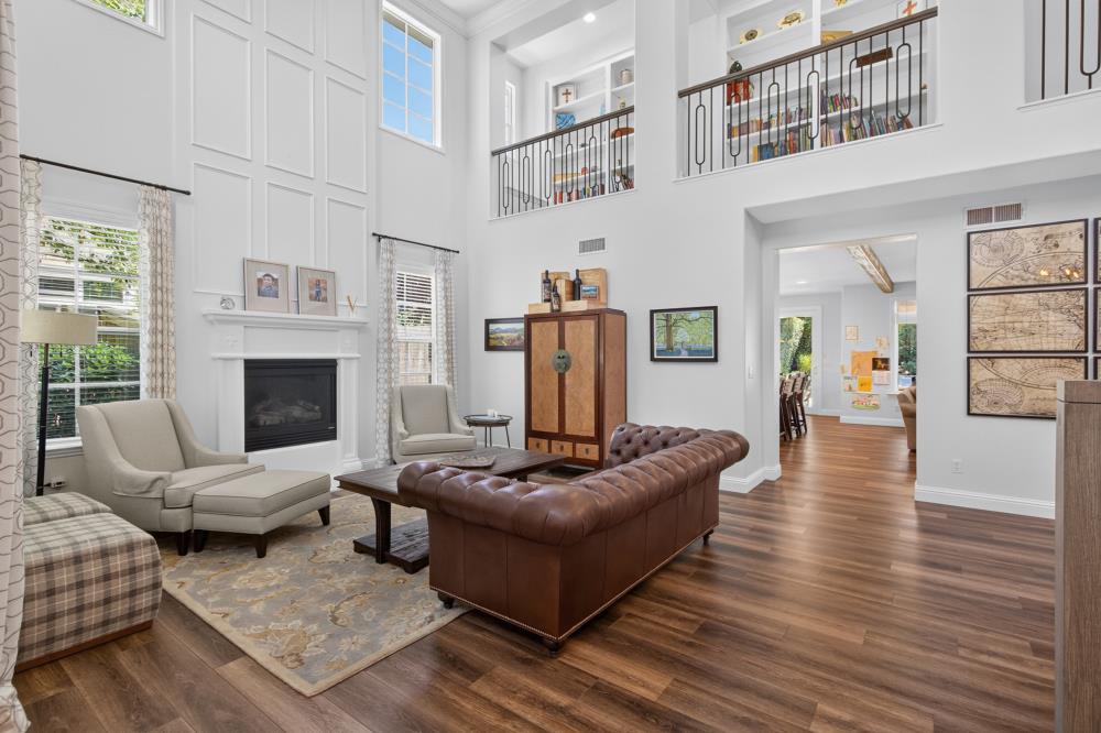 4823 Macardy Court