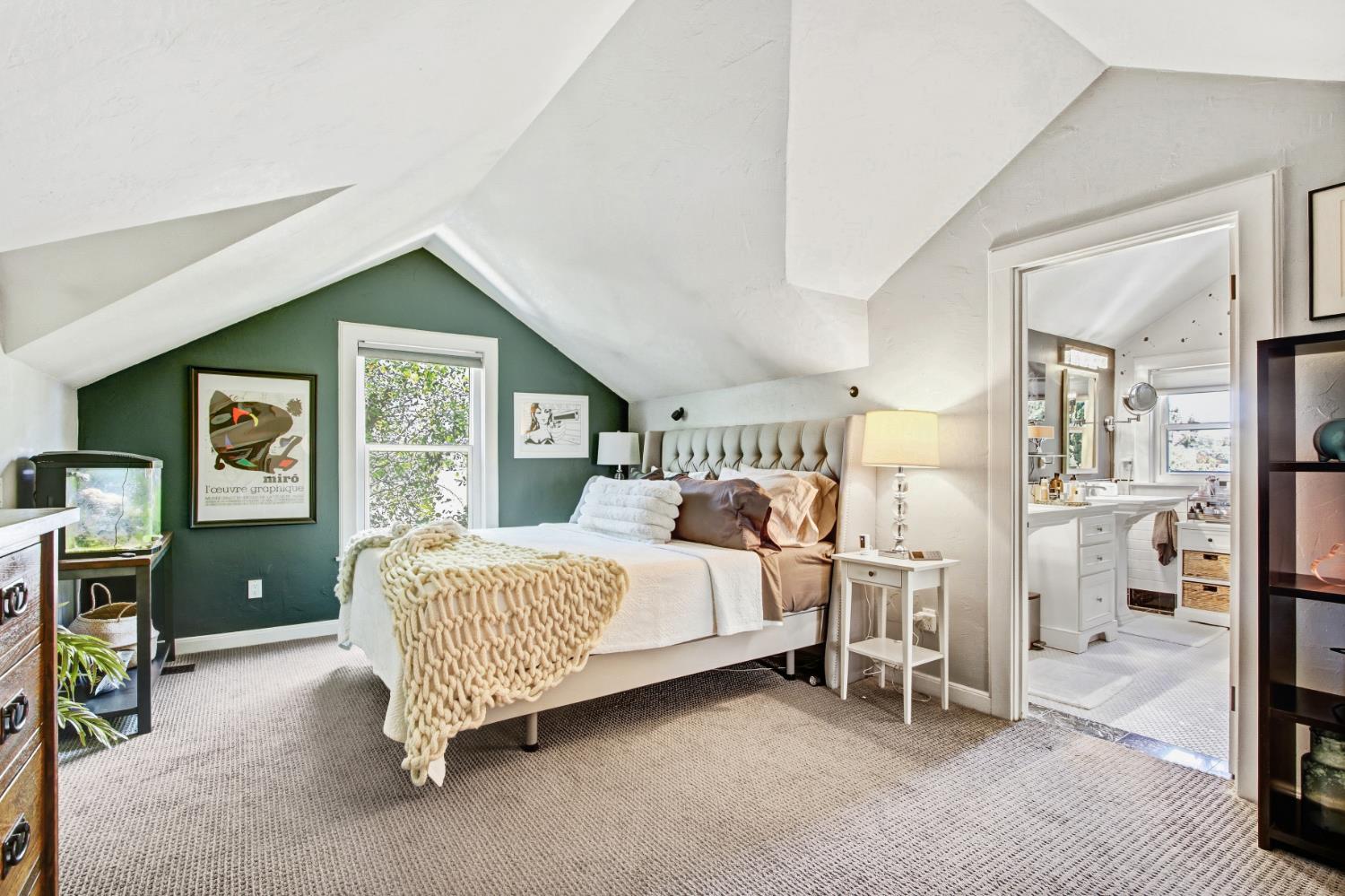 3006 Clairidge Oak Court