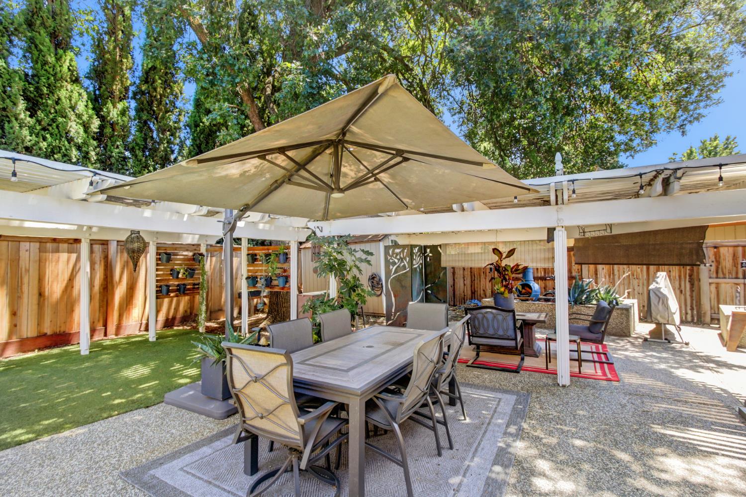 3006 Clairidge Oak Court
