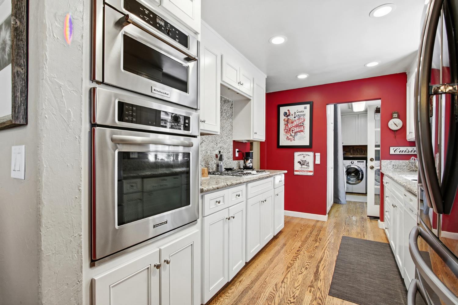 3006 Clairidge Oak Court