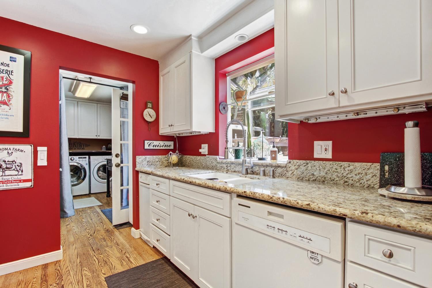 3006 Clairidge Oak Court