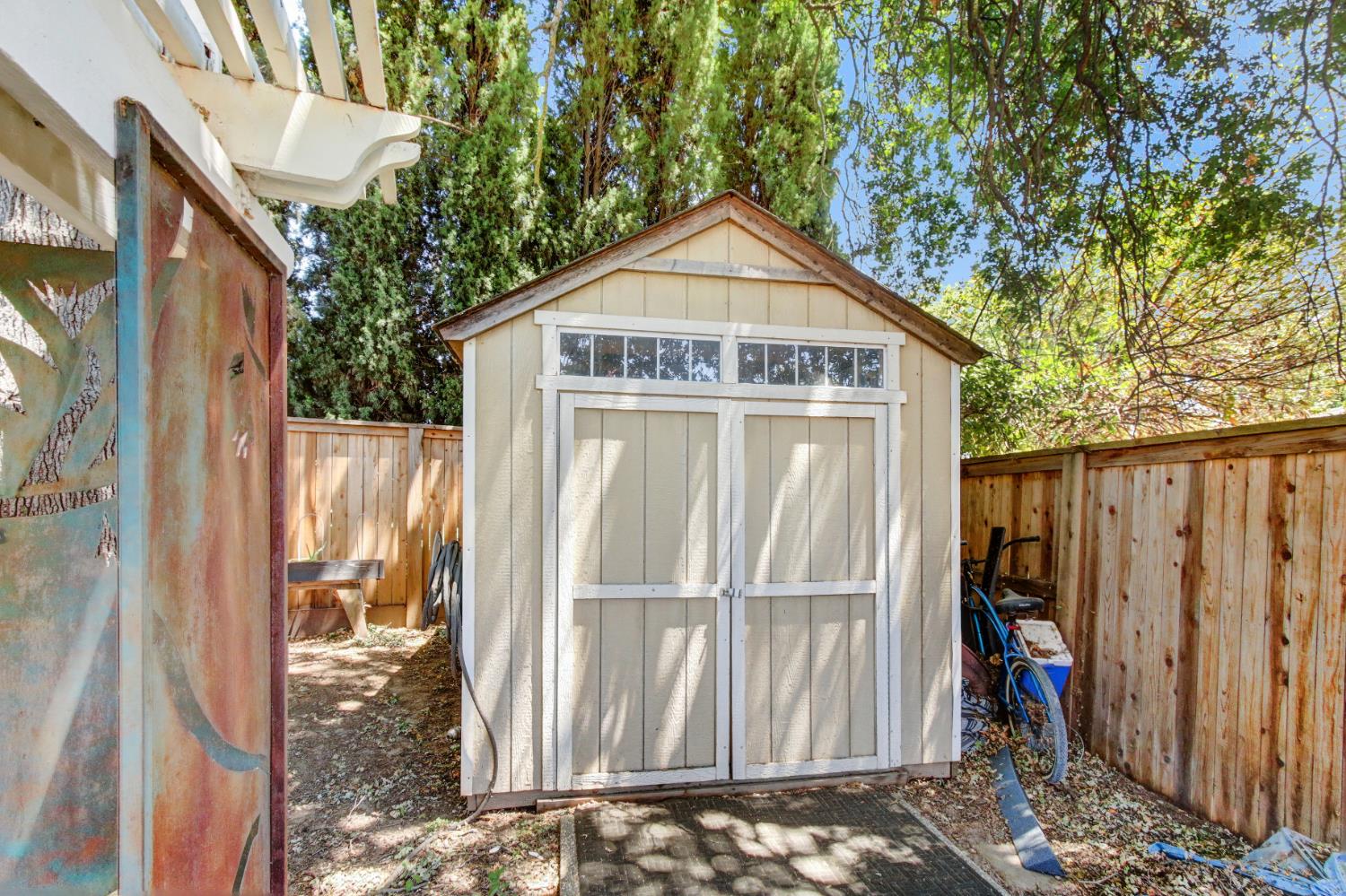 3006 Clairidge Oak Court