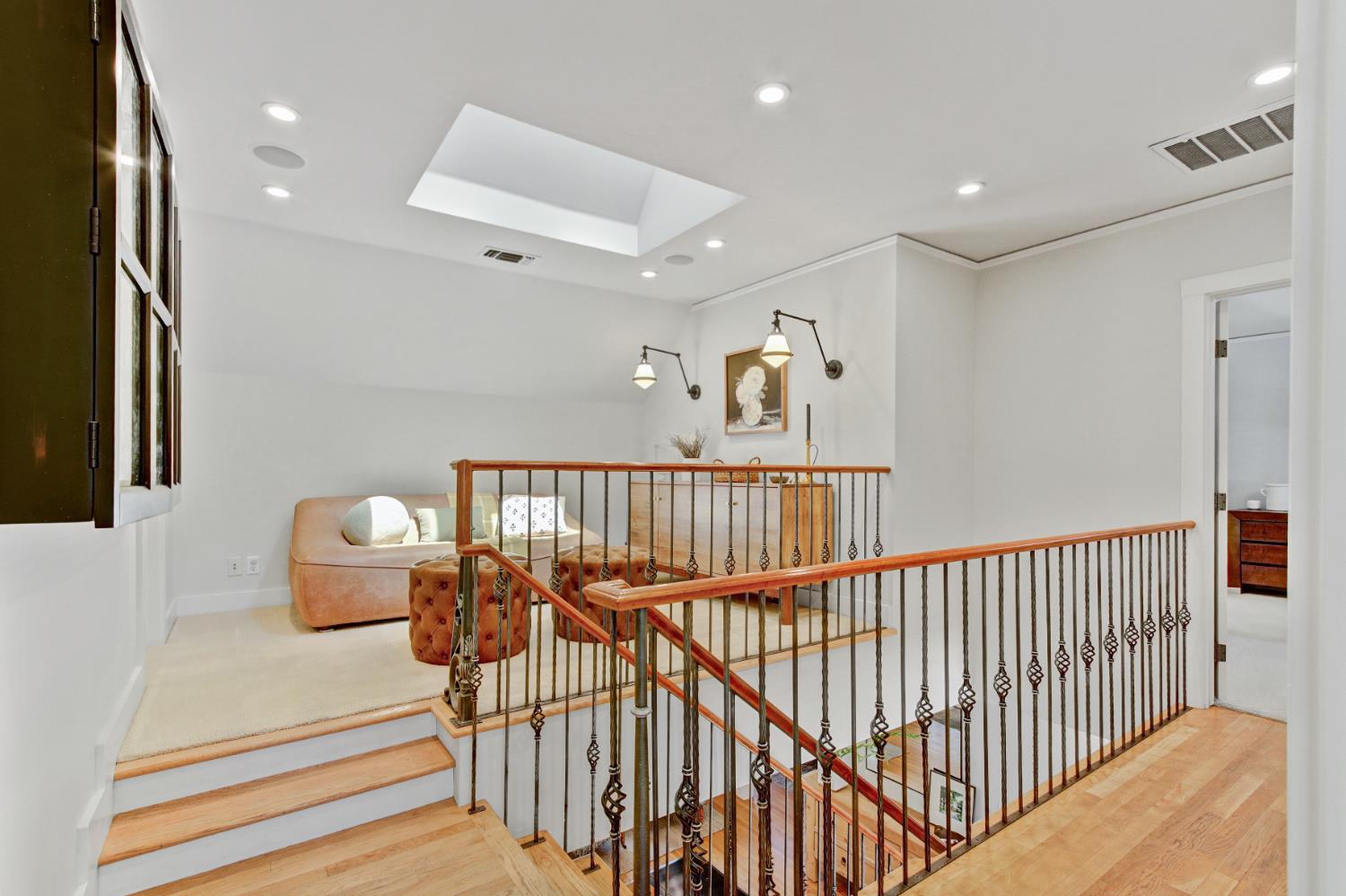 725 33rd Street