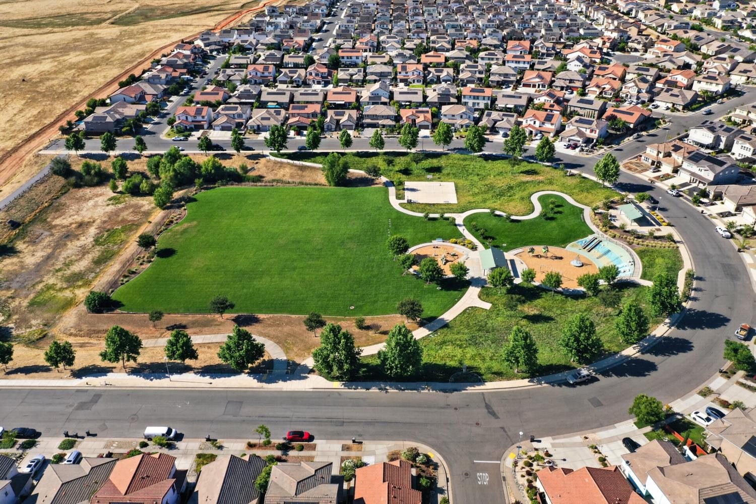 3863 Ivan Way