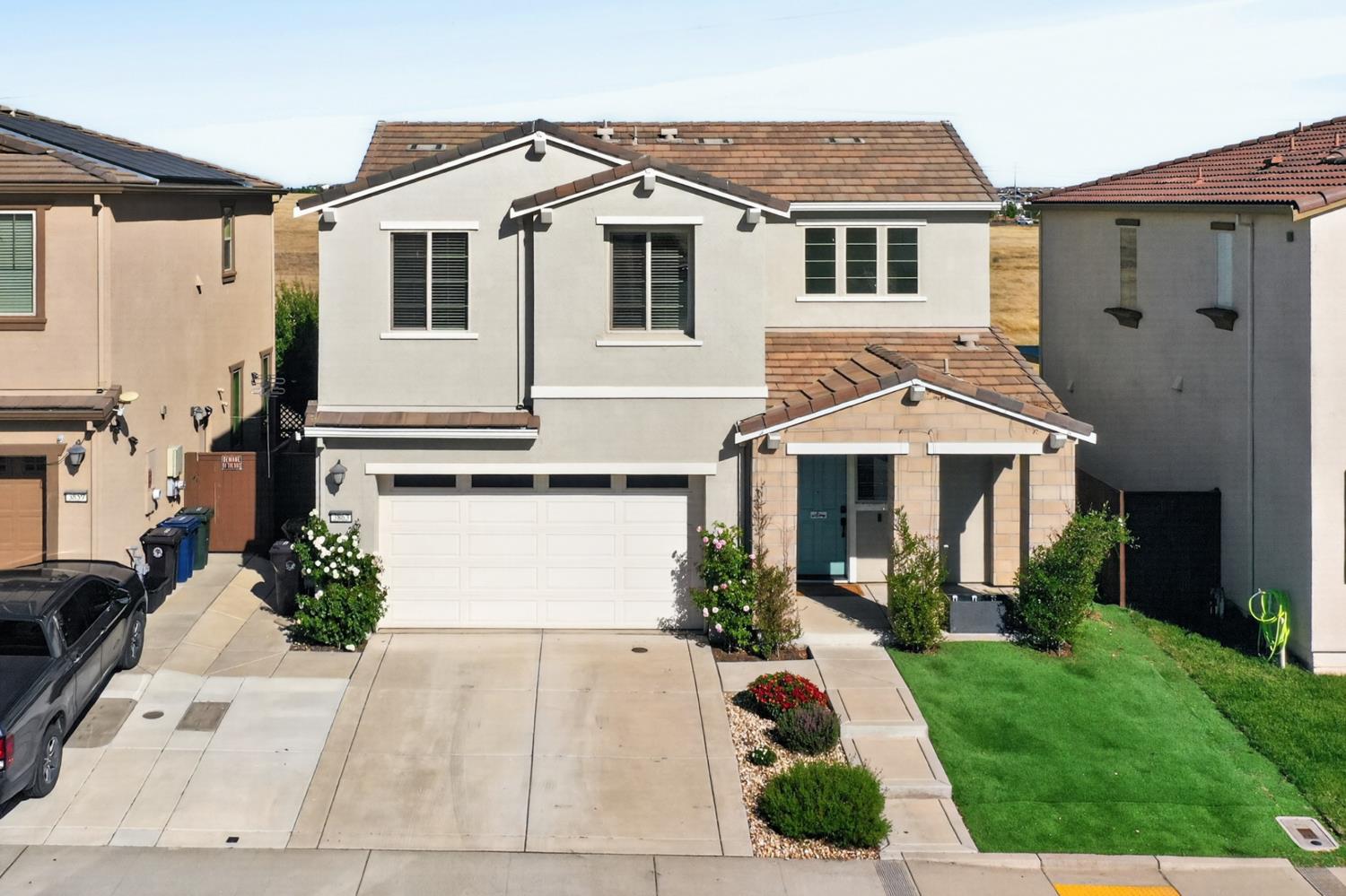 3863 Ivan Way