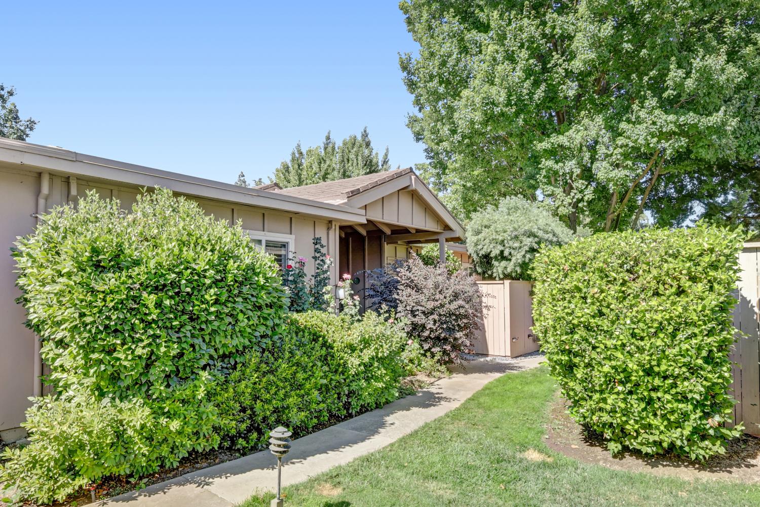 817 Commons Drive