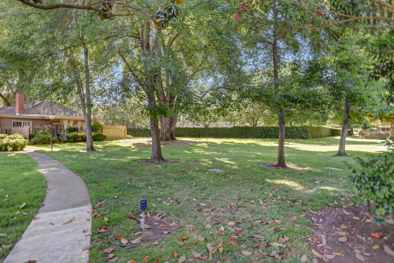 817 Commons Drive