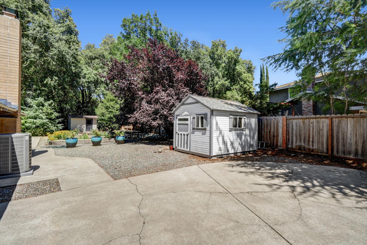 6481 Lake Park Drive