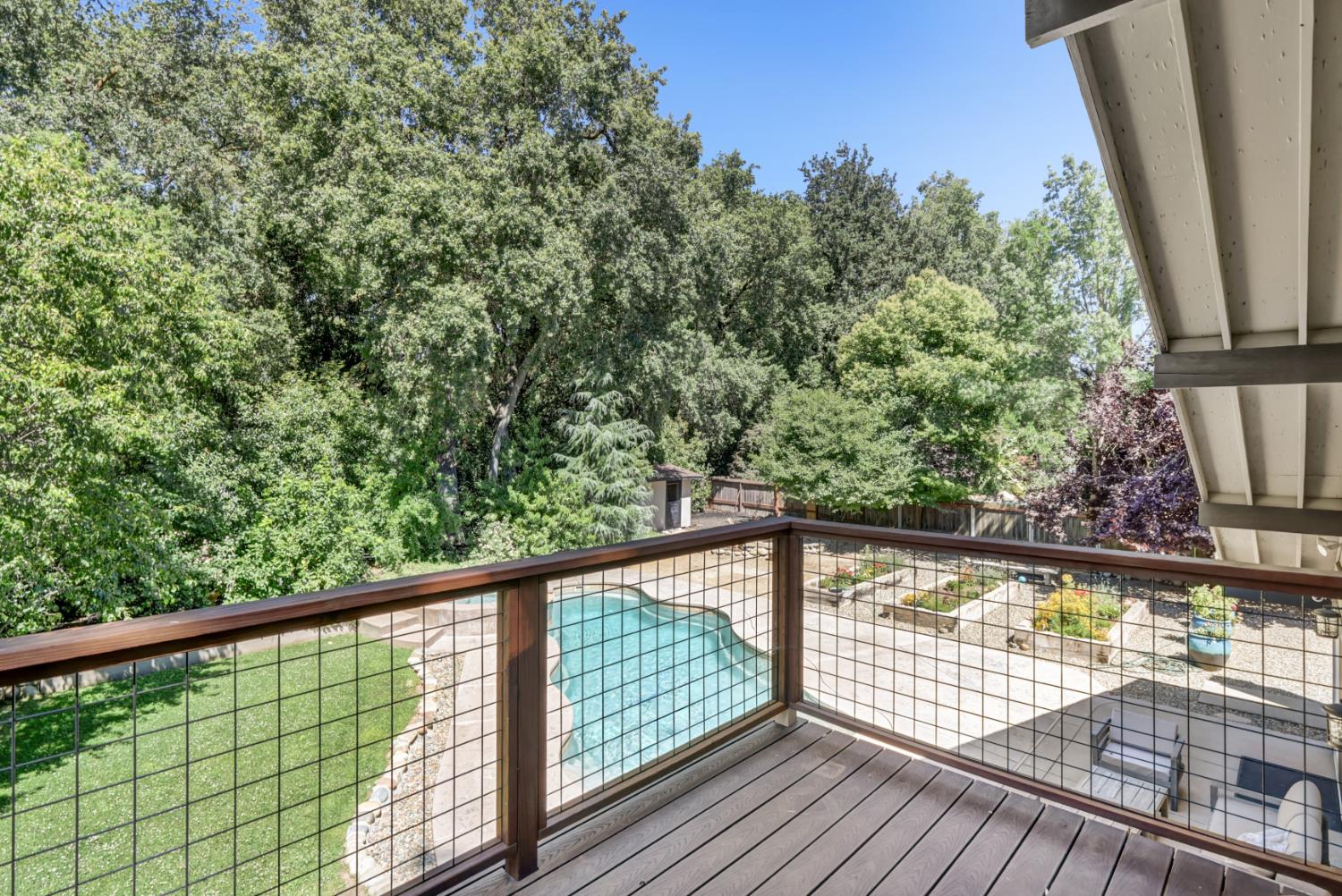 6481 Lake Park Drive