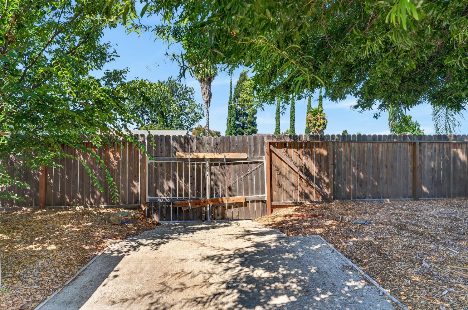 10951 Hirschfeld Way