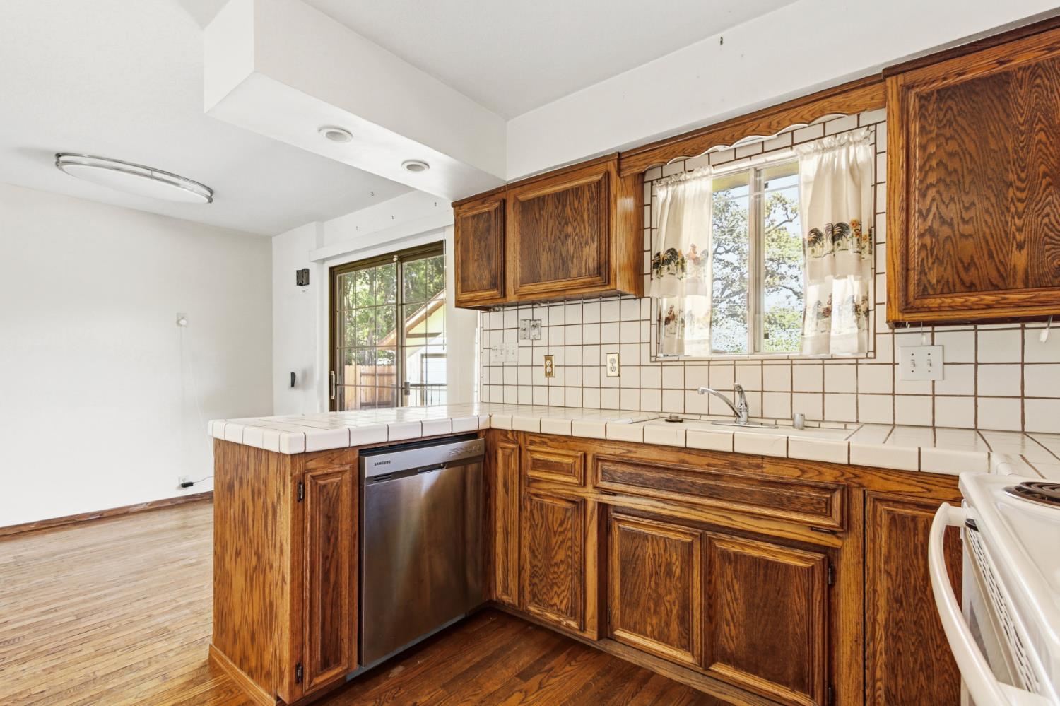 405 Crocker Road
