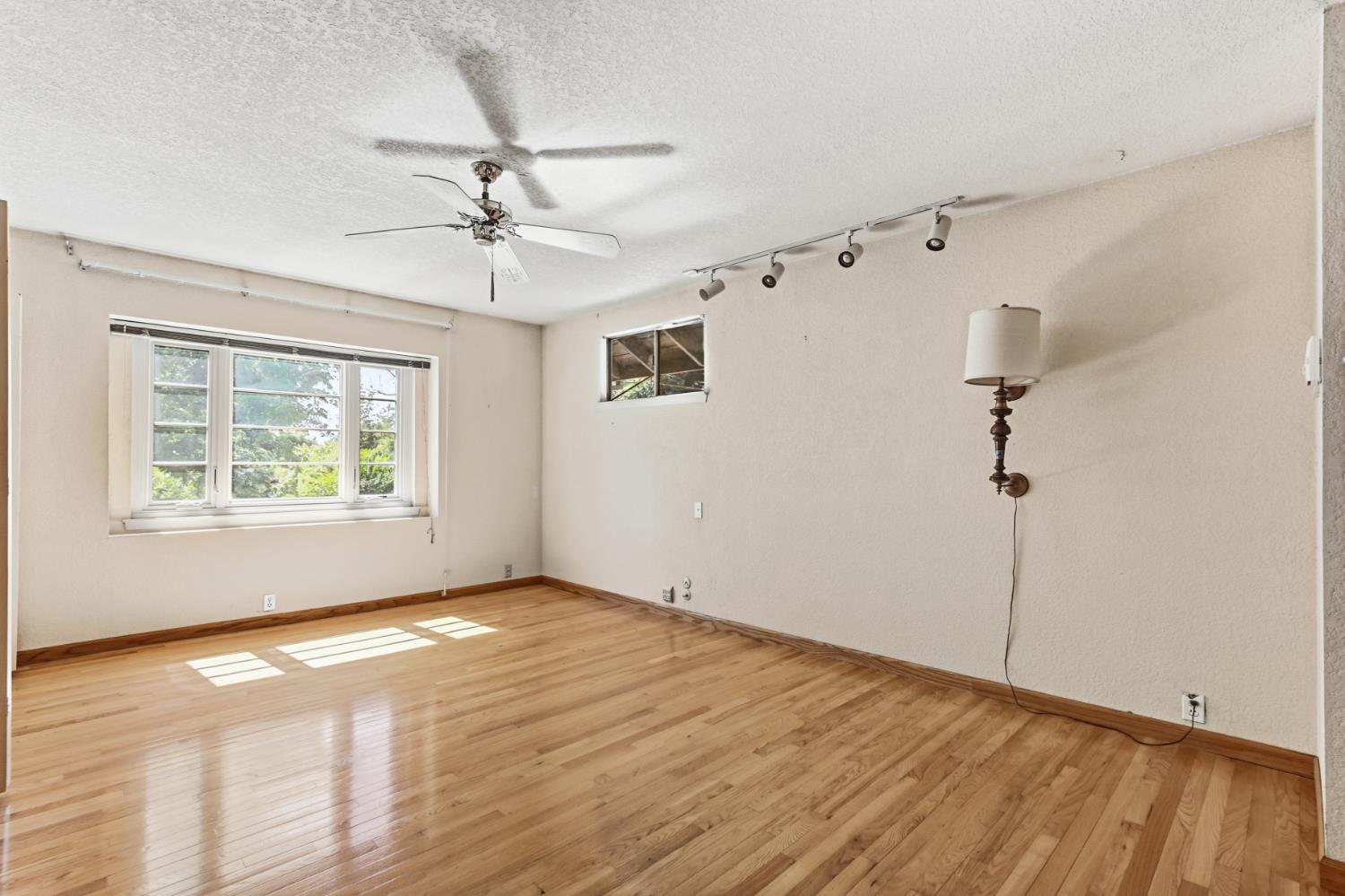 405 Crocker Road