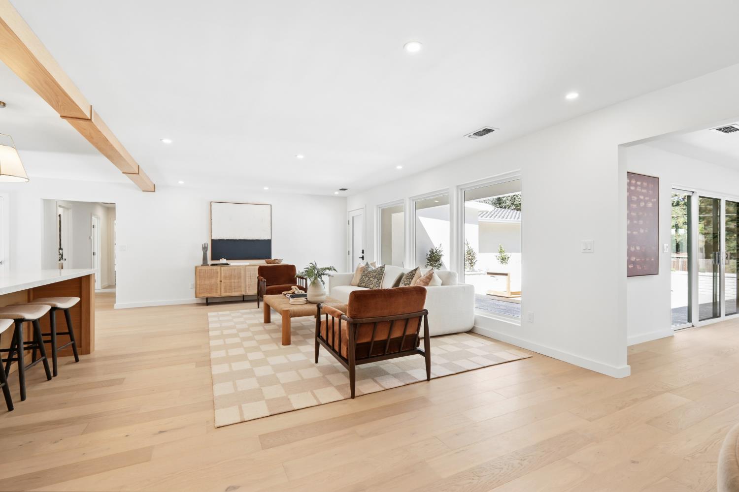 840 Coronado Boulevard