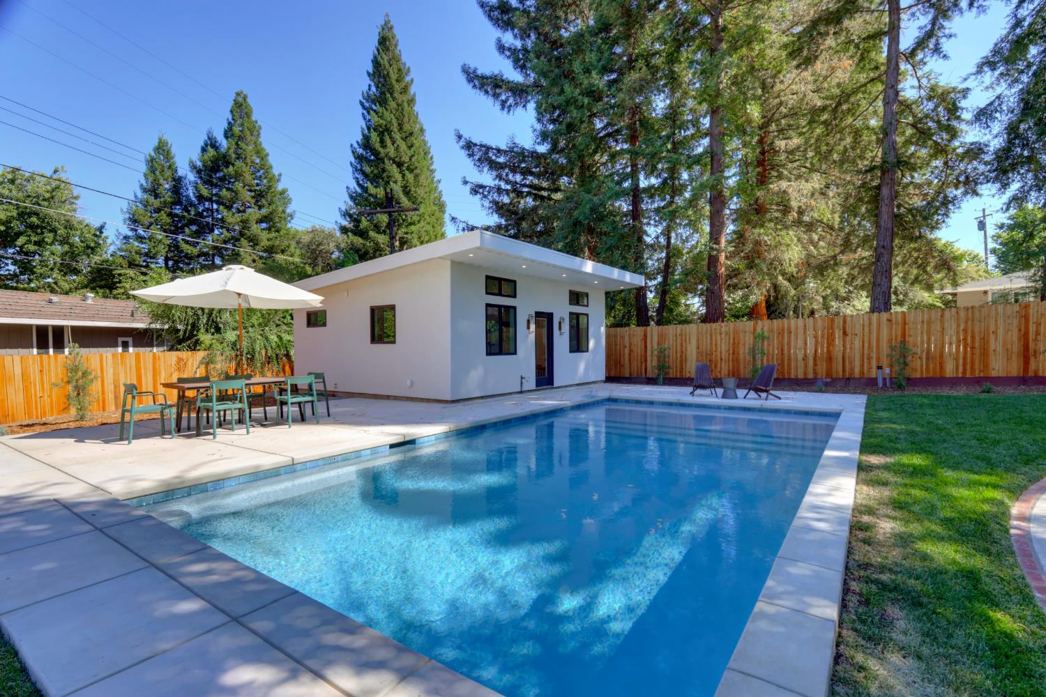 840 Coronado Boulevard
