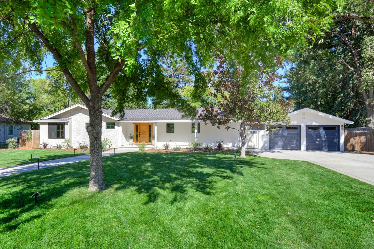 840 Coronado Boulevard