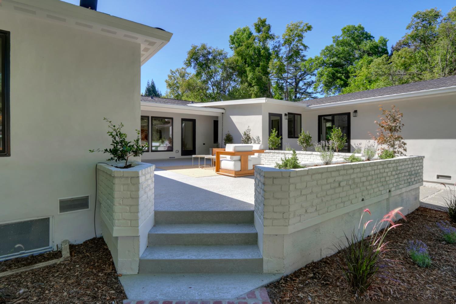 840 Coronado Boulevard