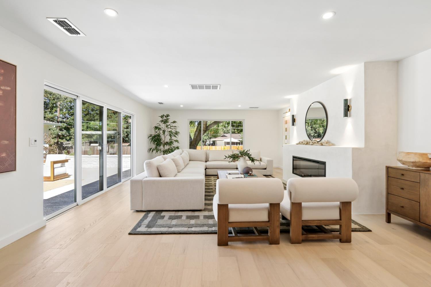 840 Coronado Boulevard