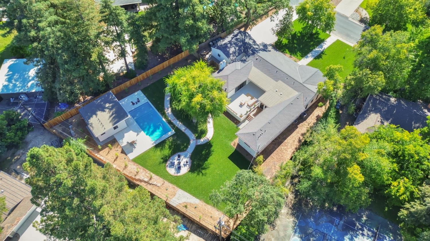 840 Coronado Boulevard