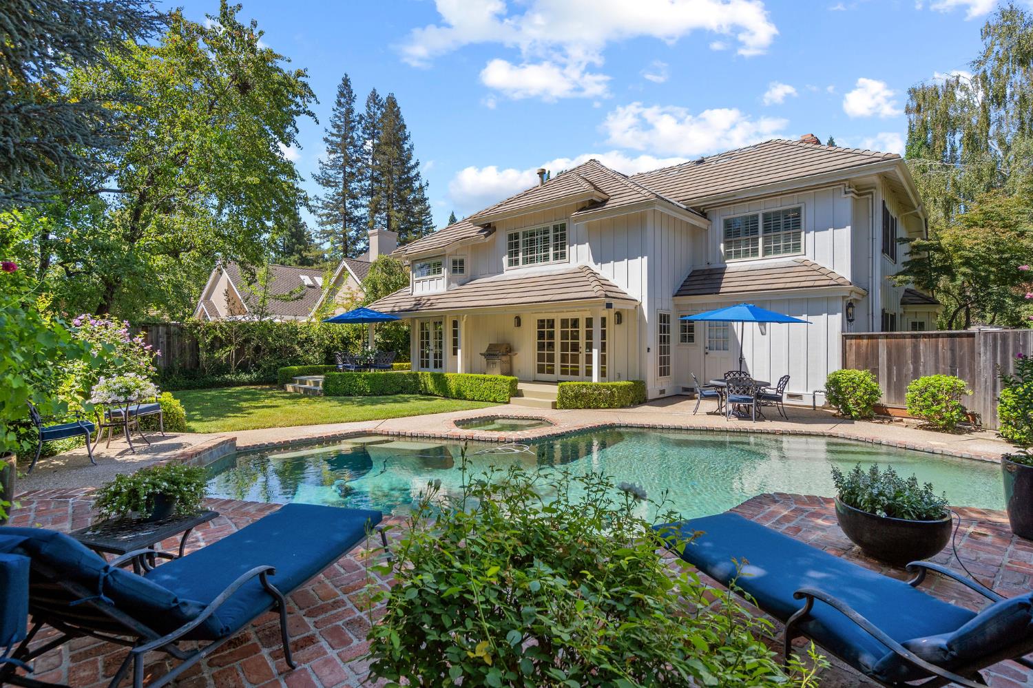 1059 Wilhaggin Park Lane