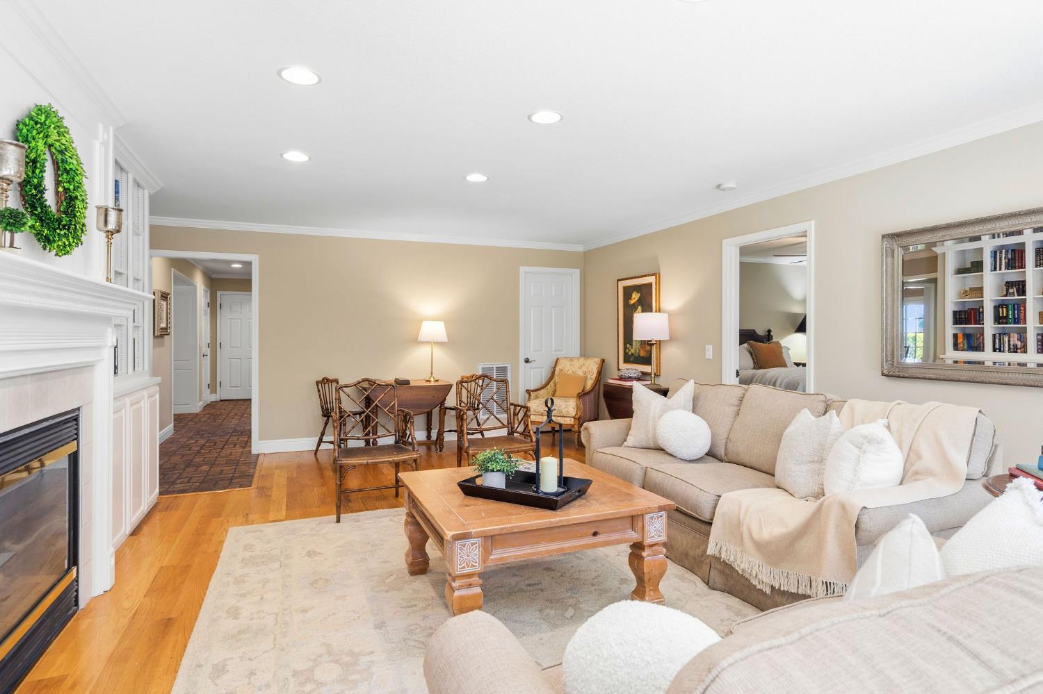 1059 Wilhaggin Park Lane