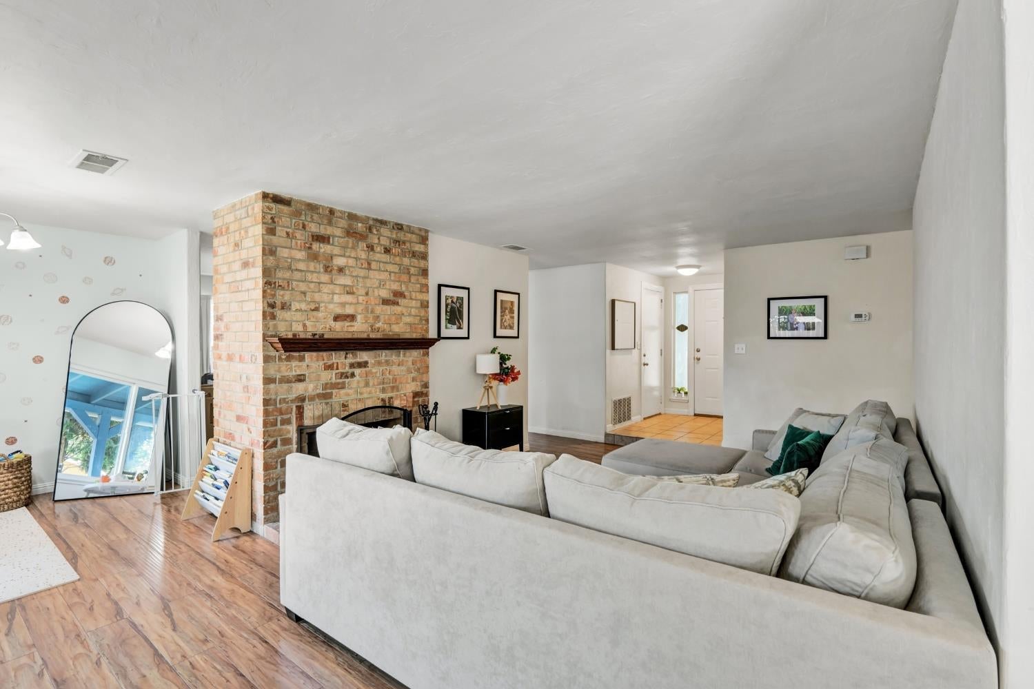 9328 Premier Way