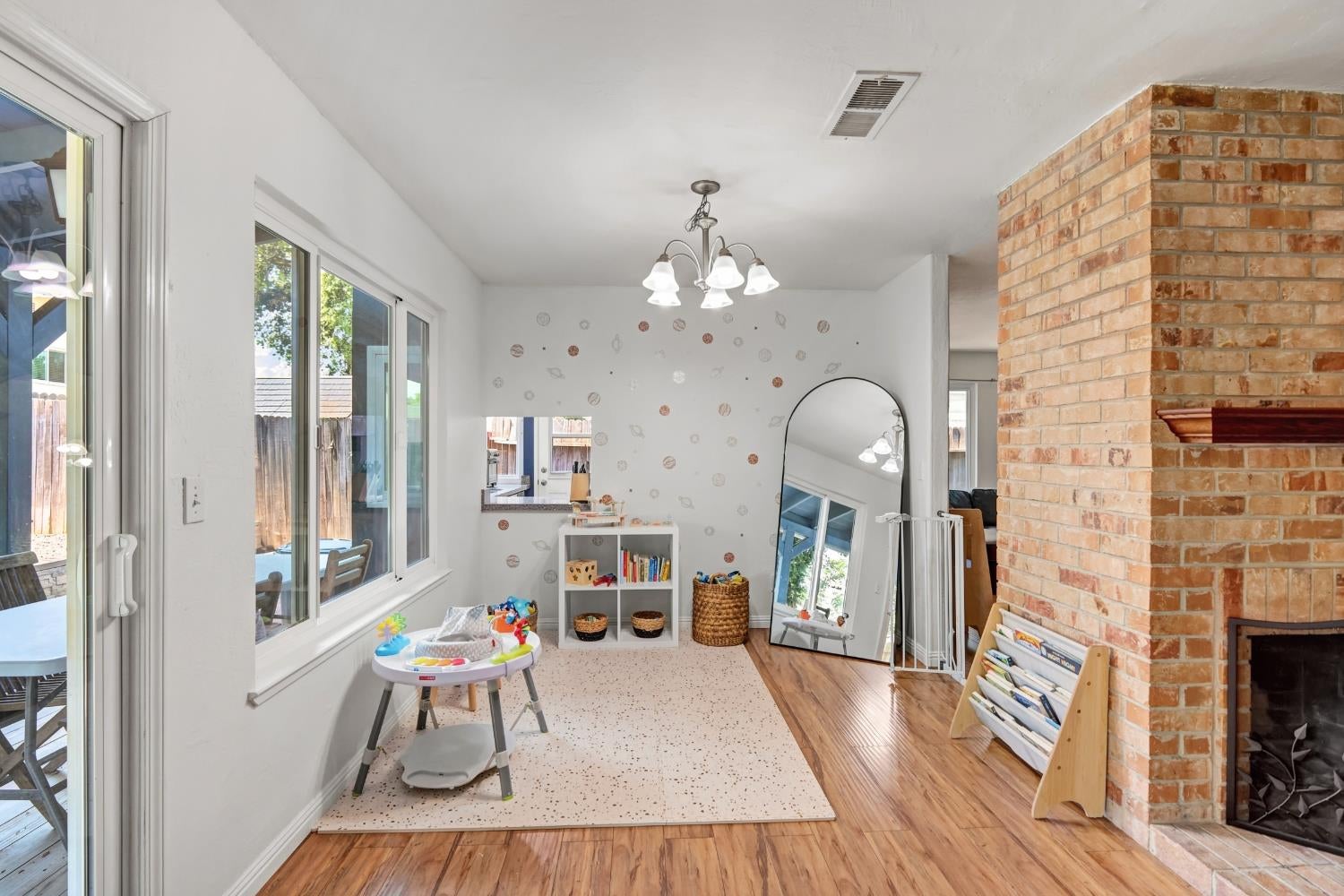 9328 Premier Way