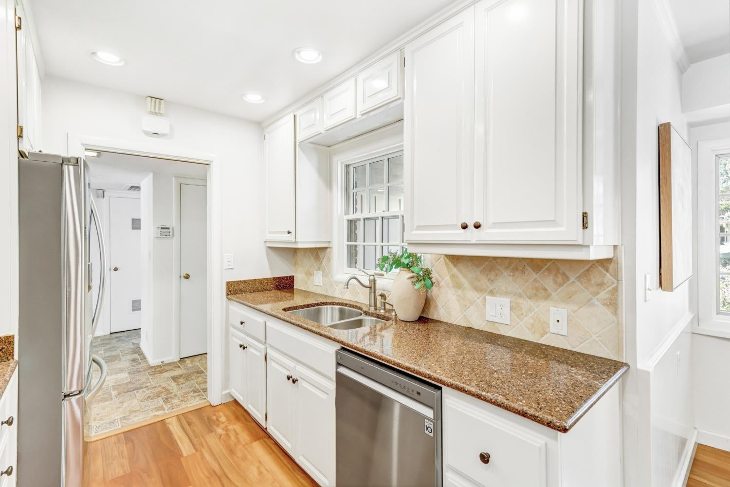 1294 Noonan Drive