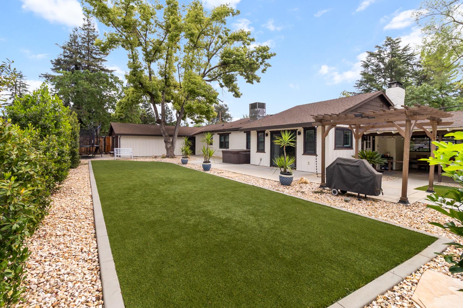 4321 Rand Lane