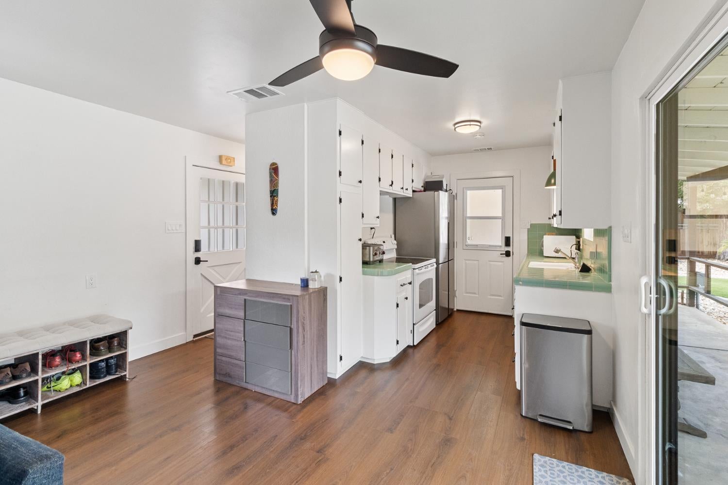 4321 Rand Lane