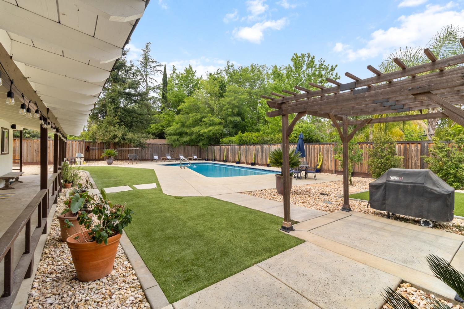 4321 Rand Lane