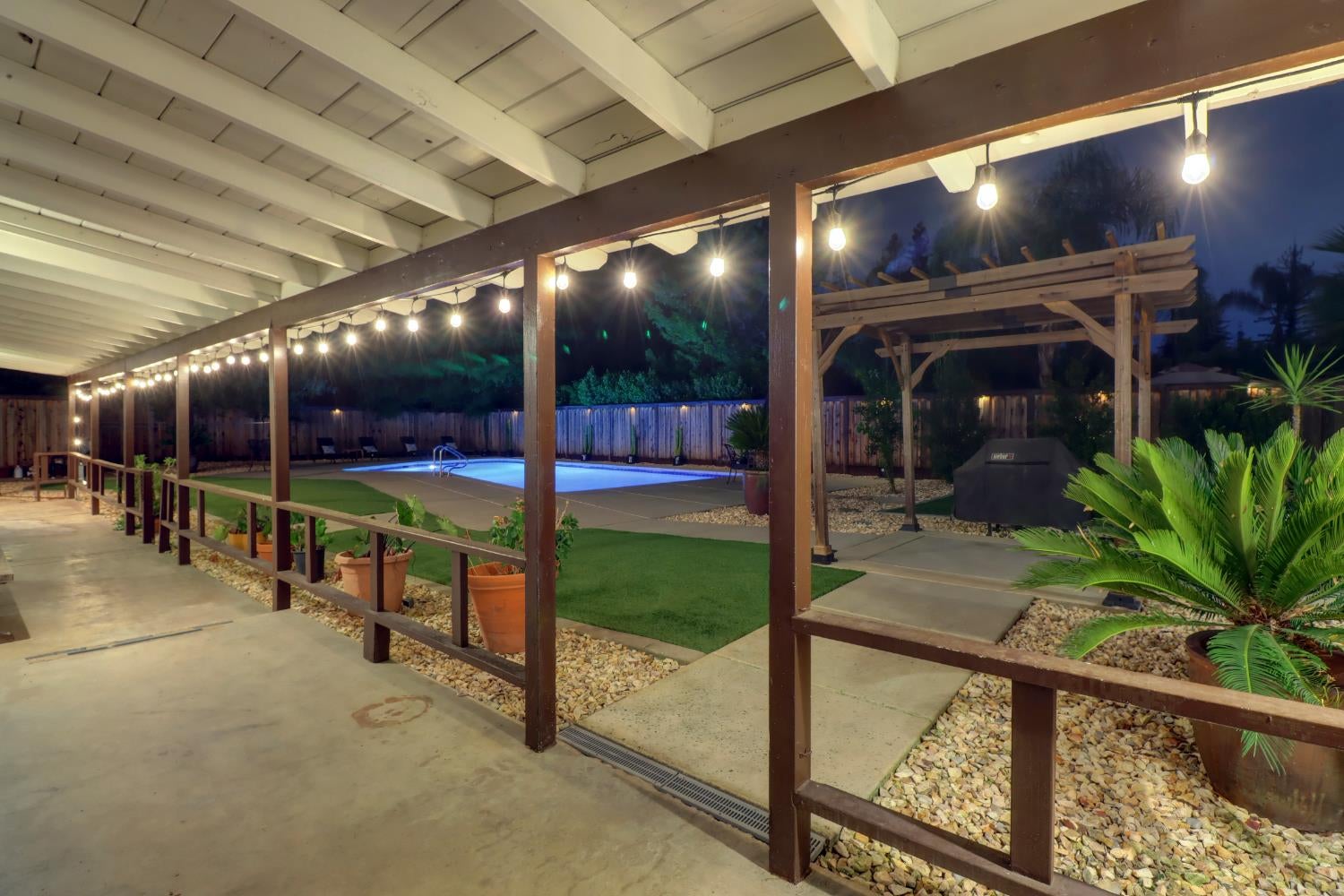 4321 Rand Lane