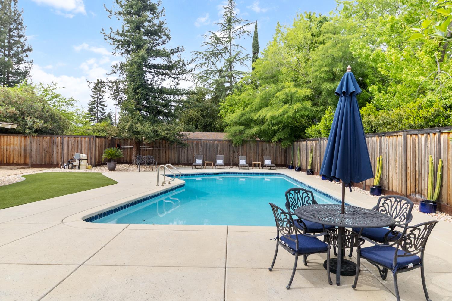 4321 Rand Lane