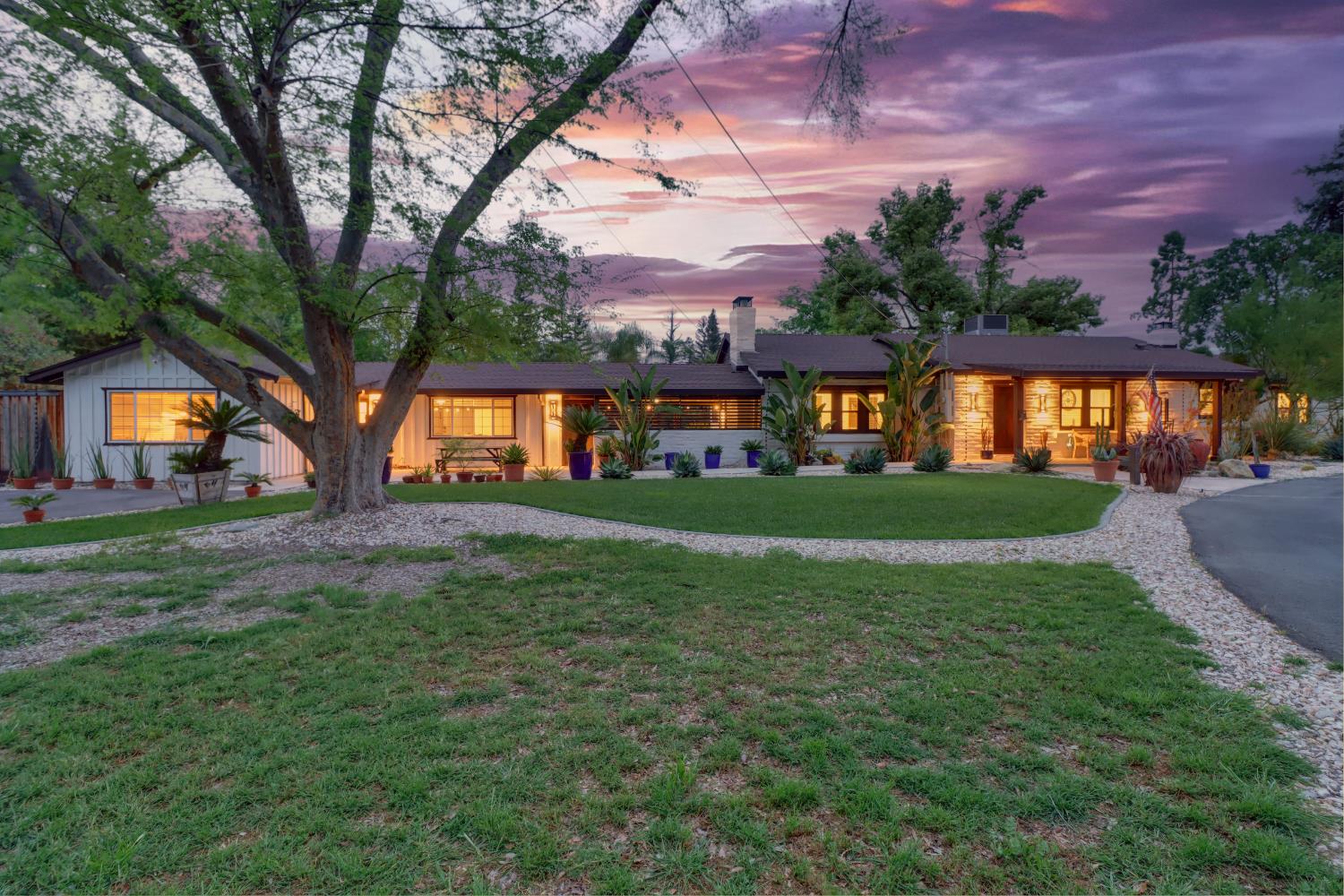 4321 Rand Lane