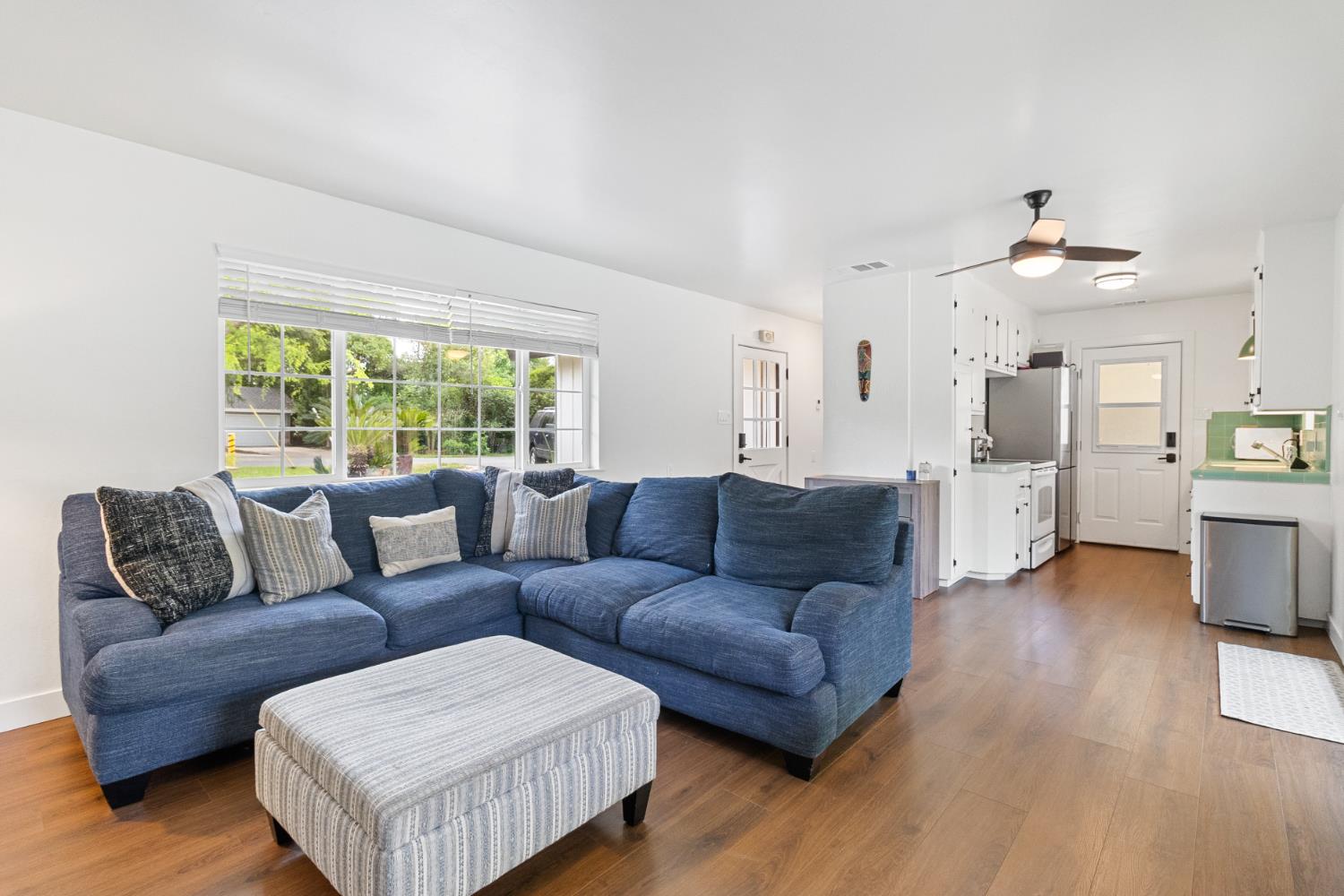 4321 Rand Lane