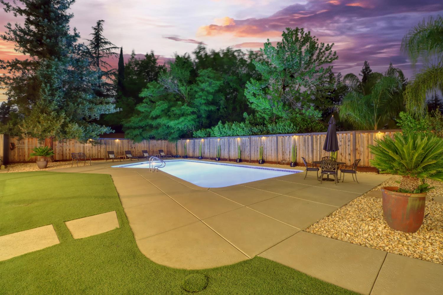 4321 Rand Lane