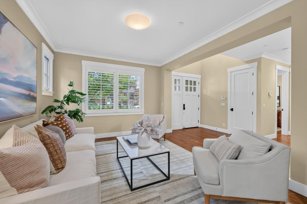 1014 Santa Ynez Way