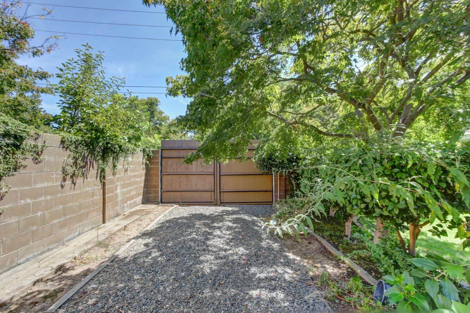 5649 Newbury Way