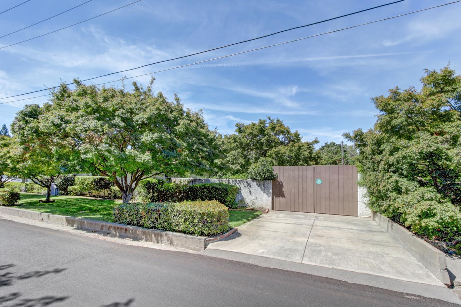 5649 Newbury Way
