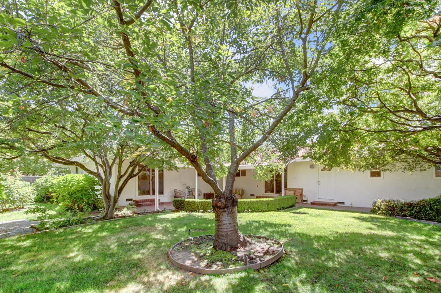 5649 Newbury Way