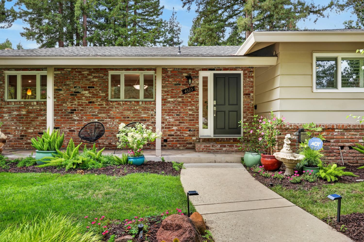 4325 Prospect Drive