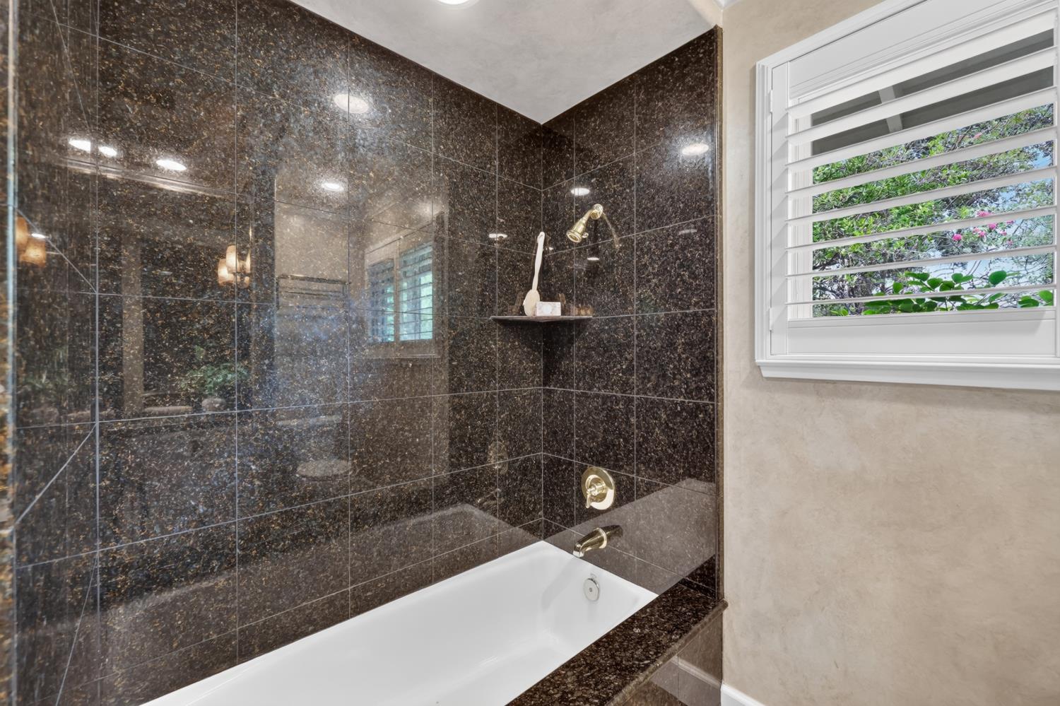 4325 Prospect Drive