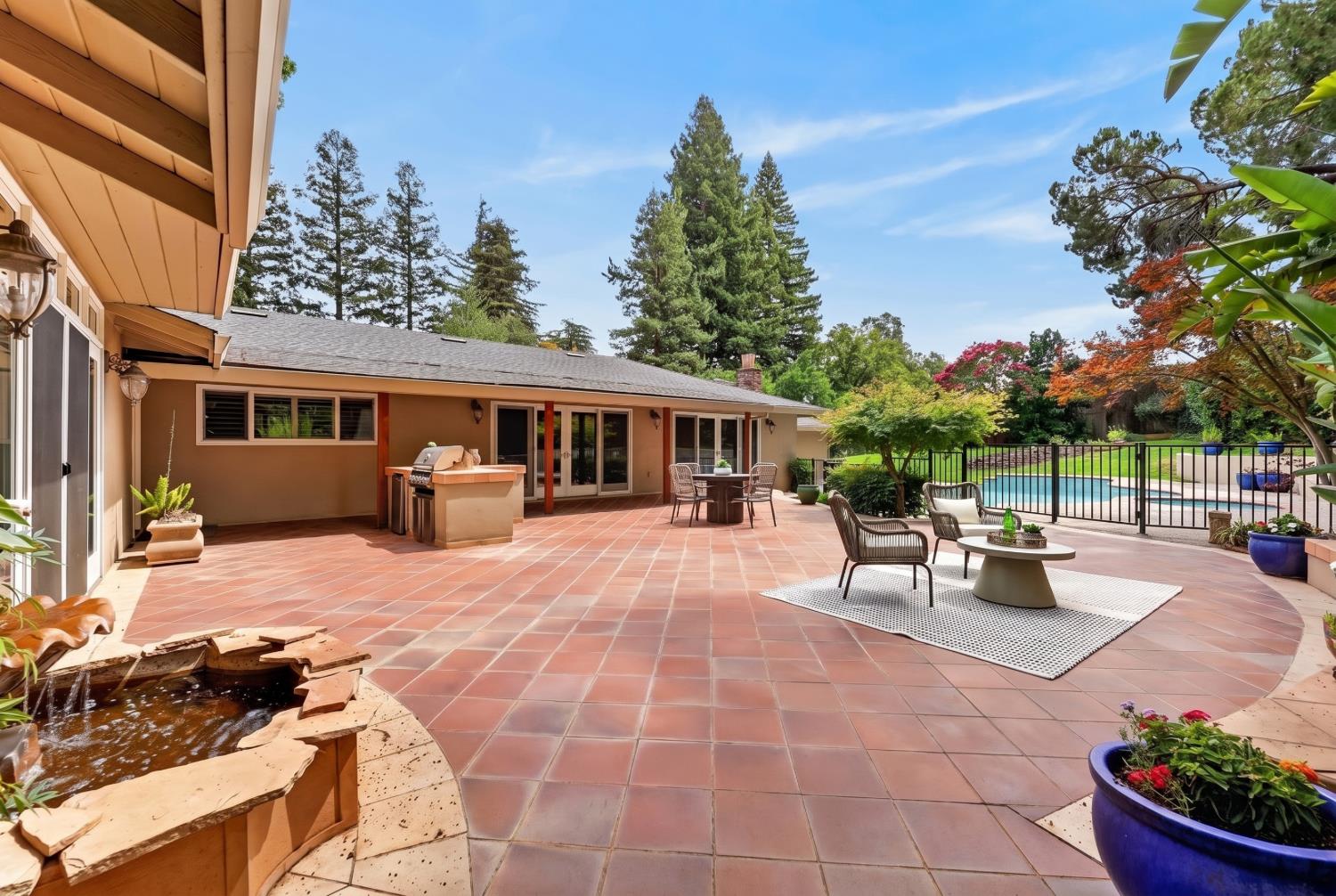 4325 Prospect Drive