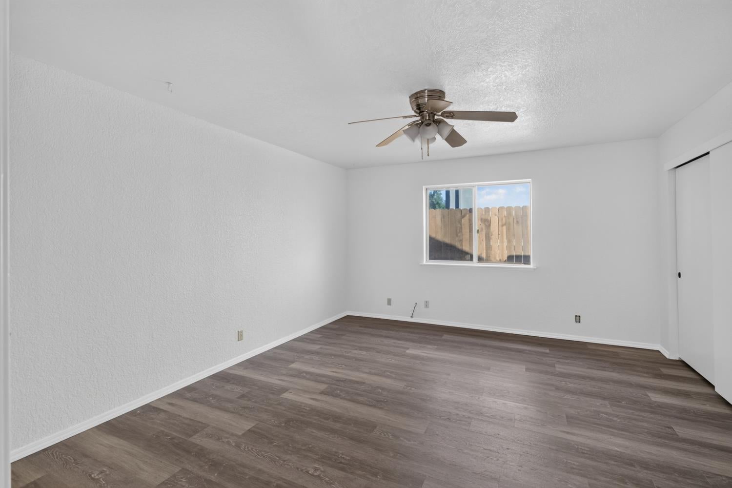 3415 Hunter Lane