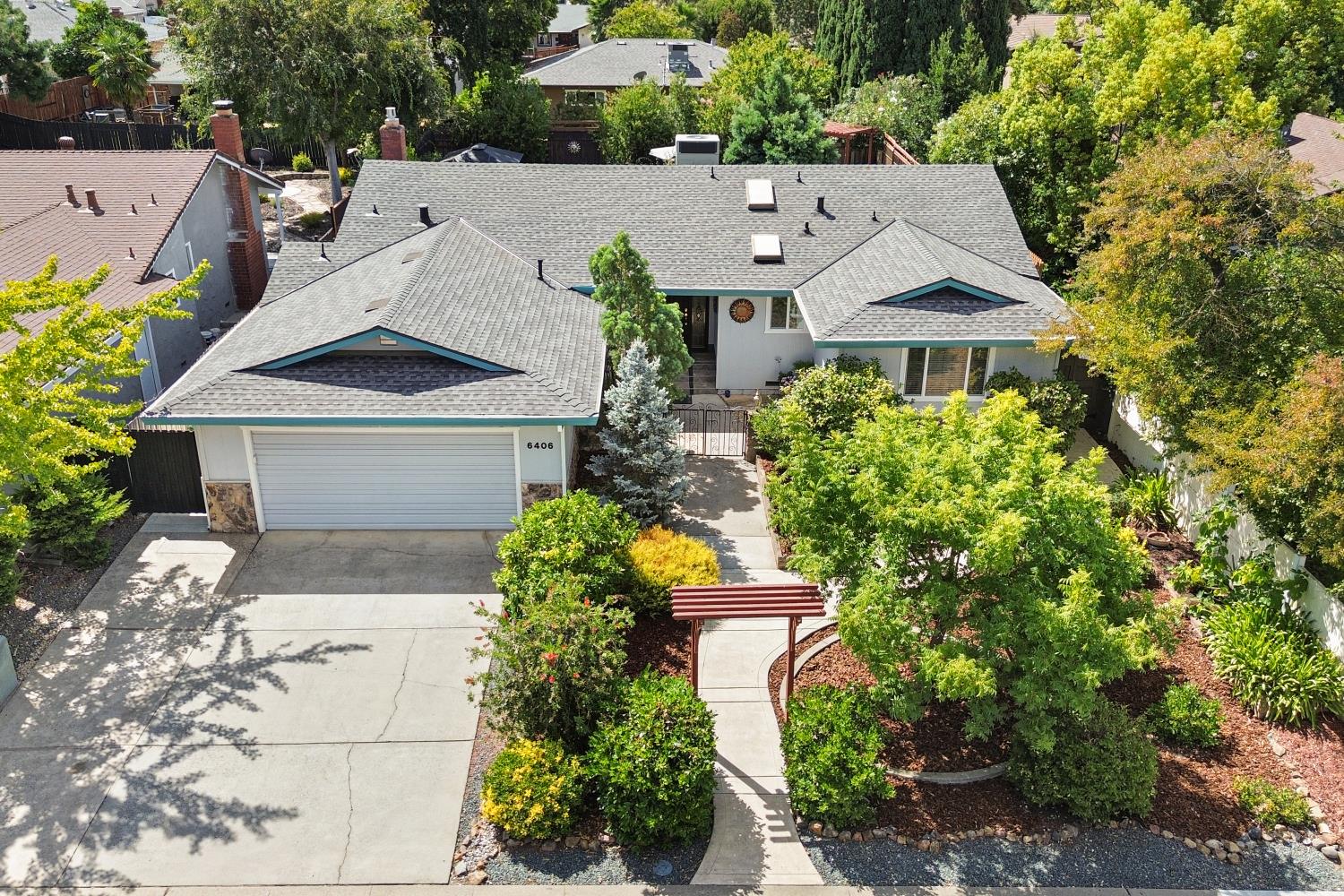 6406 Rolling Way