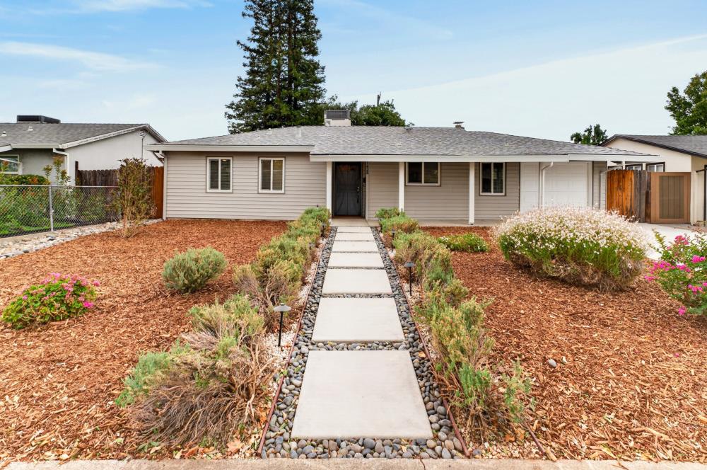 1428 Gladstone Drive